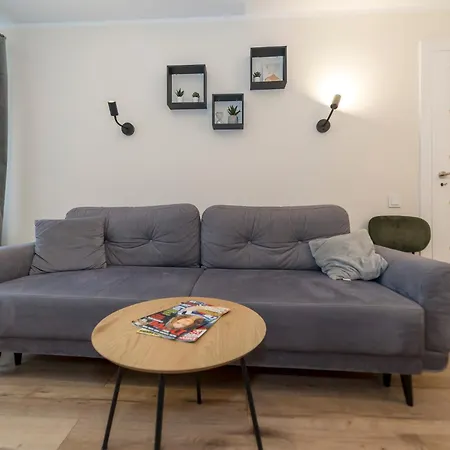 Great 2-room With Balcony アパート Baloži